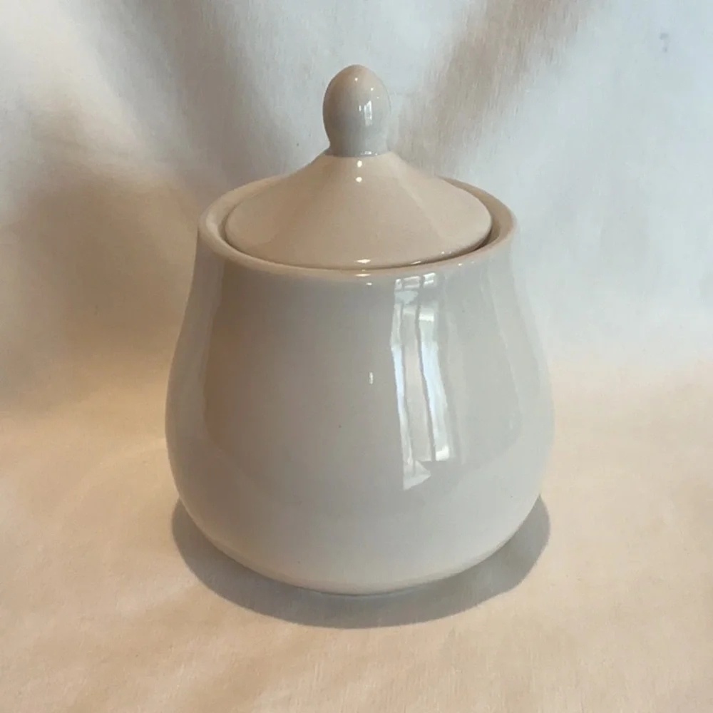 Rae Dunn Cream & Sugar Set